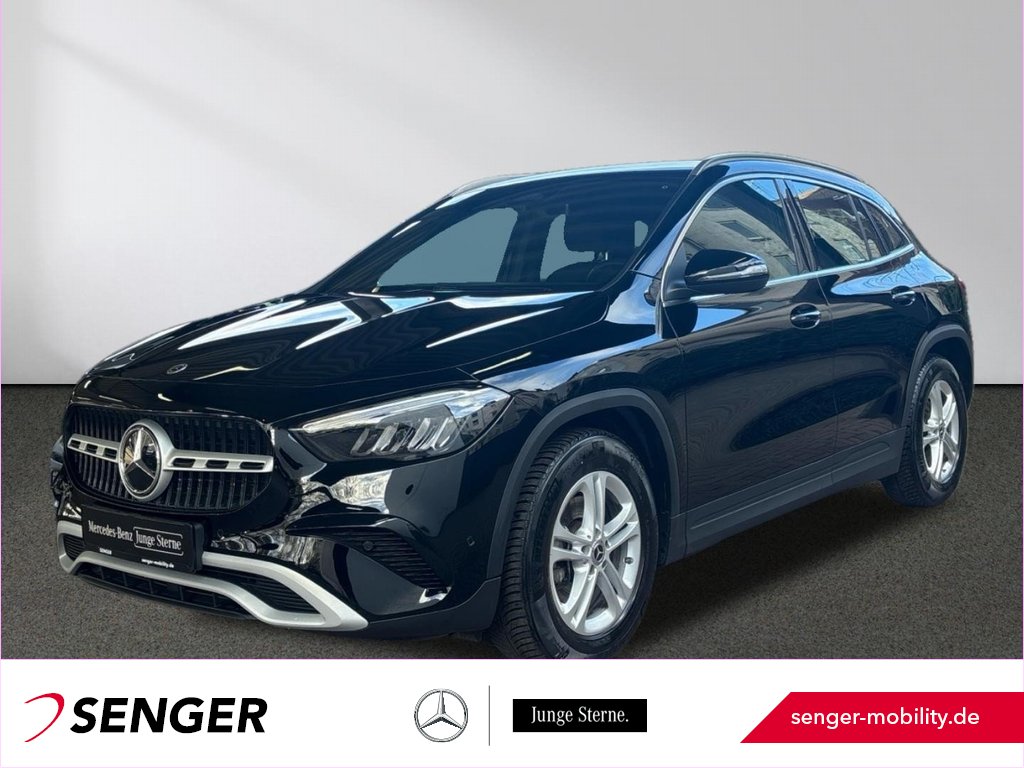 Mercedes-Benz GLA 200 MBUX Spiegel-Paket