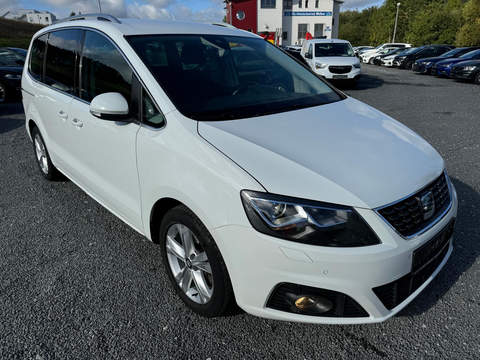 Alhambra 2.0 TDI *XCELLENCE*PDCvo+hi+KAMERA*LED*NAVI *FRONT-ASSIST*LIGHT-ASSIST*APP-CONNECT*