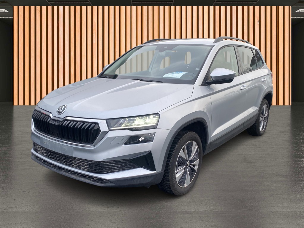 Karoq 2.0 TDI DSG Executive*Navi*ACC*Kamera*