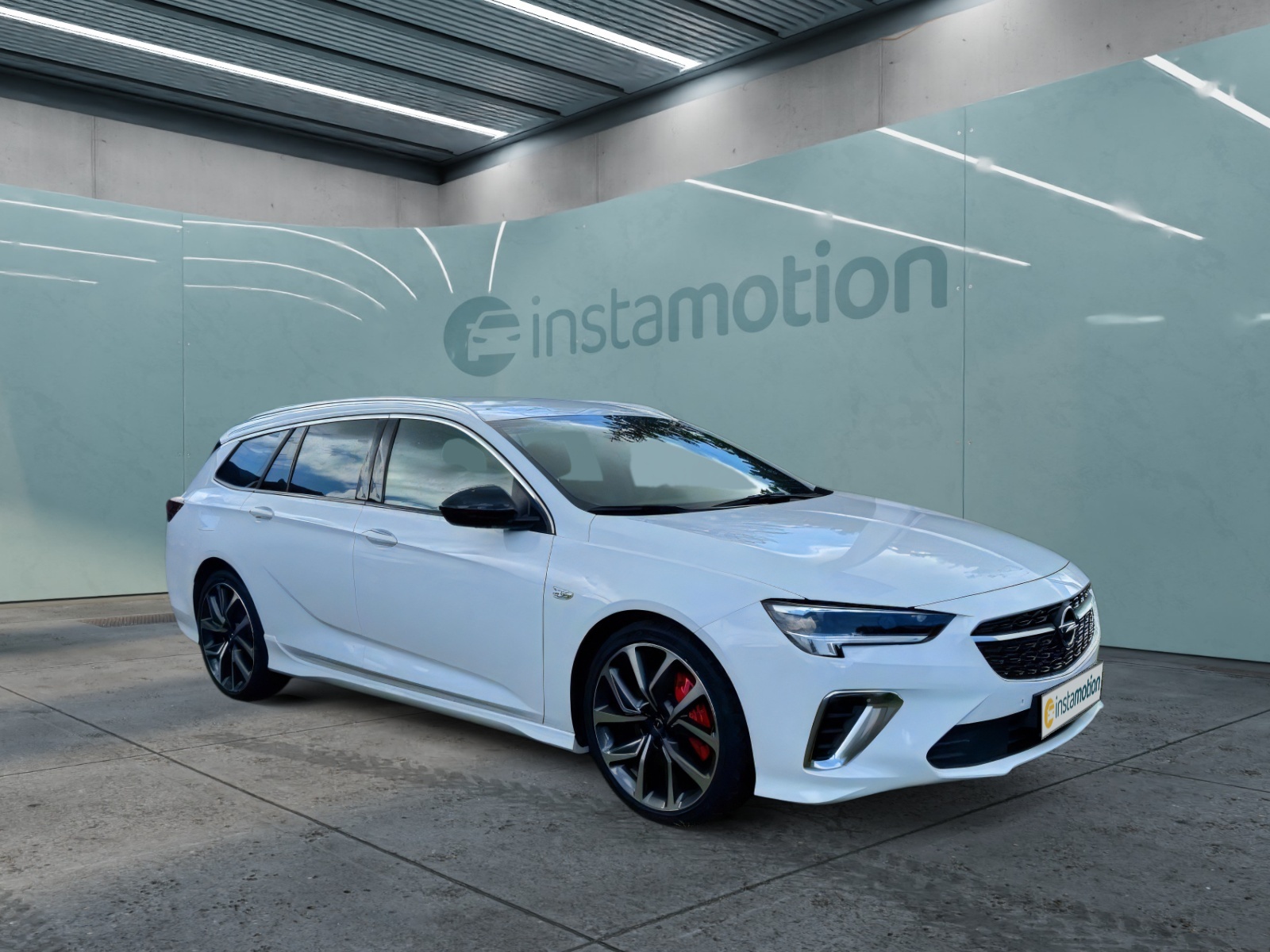 Insignia B Sports Tourer GSi 4x4 2.0 Allrad*Navi*Alcantara*LED*PDC*Induktionsladen*