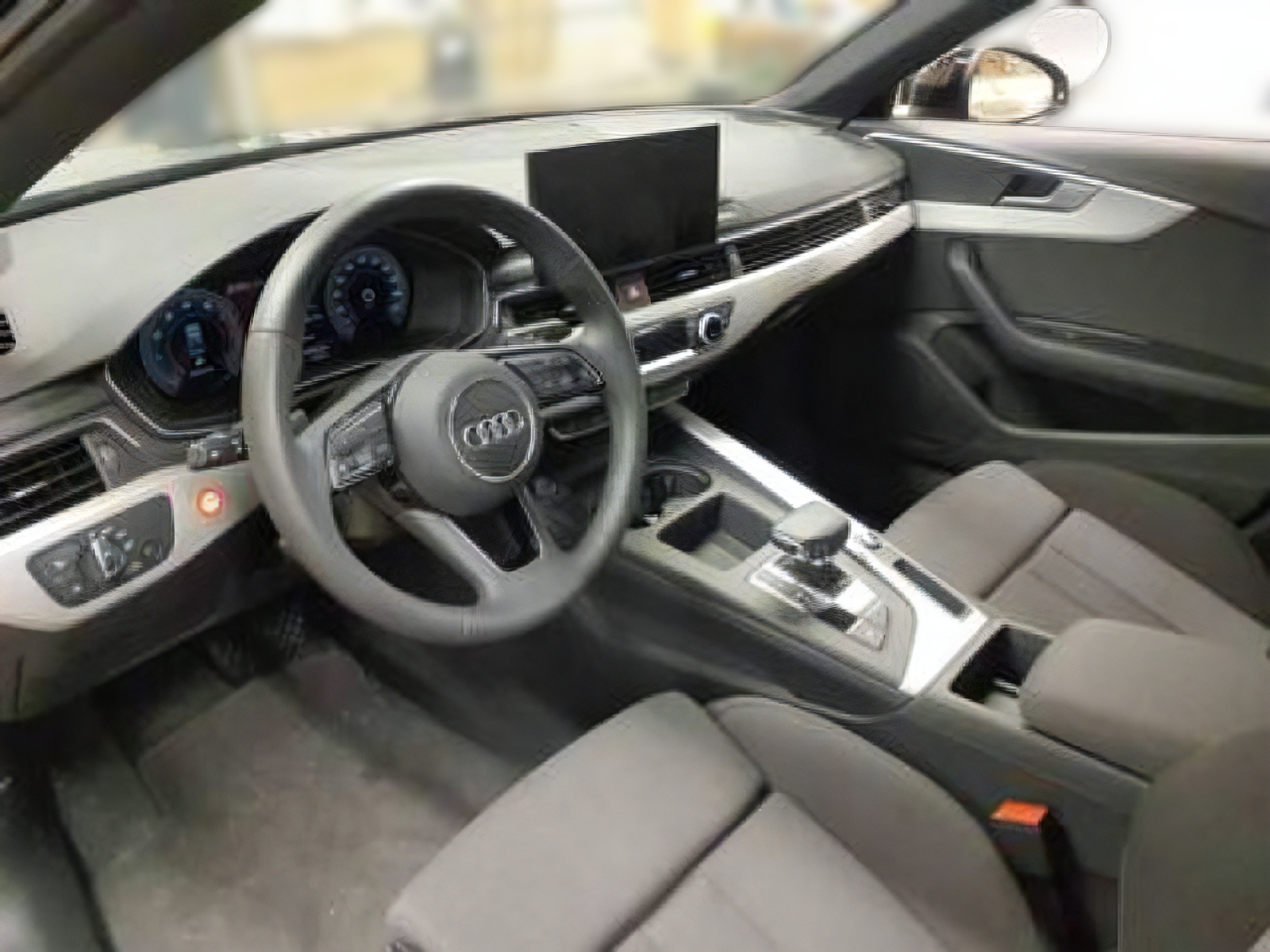 Audi A4 40 TFSI Q ADVANCED LM18