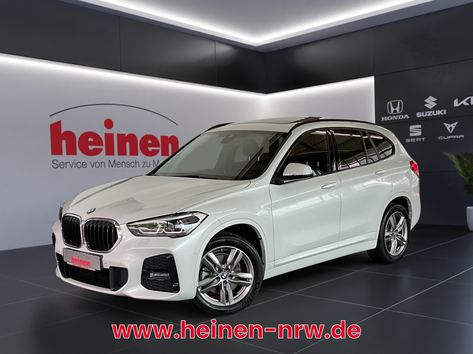 X1 sDrive 20dA M-Sport LED NAVI PANO HUD AHK KAM