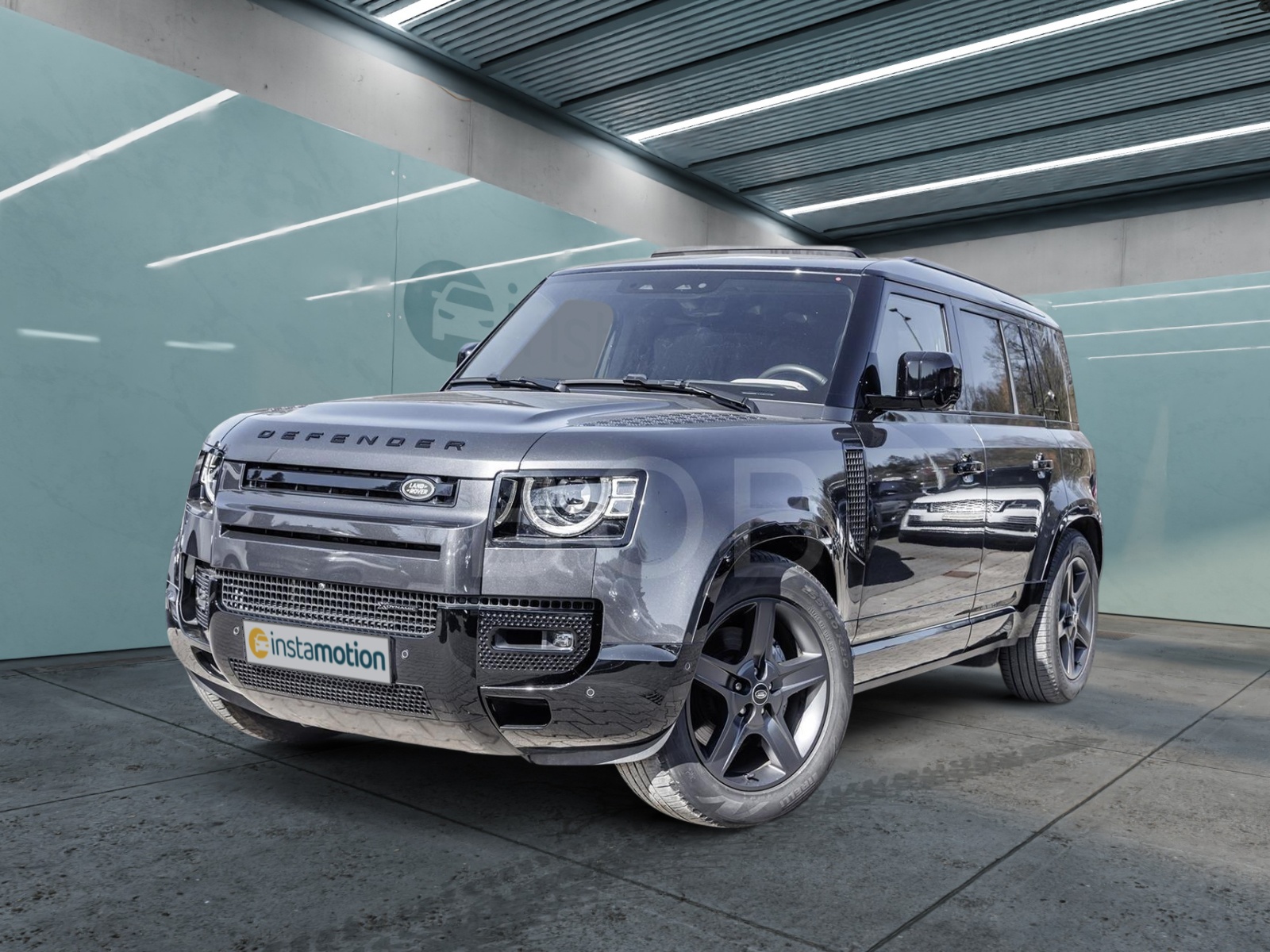 Land Rover Defender 110 D300 X-Dynamic HSE Akt
