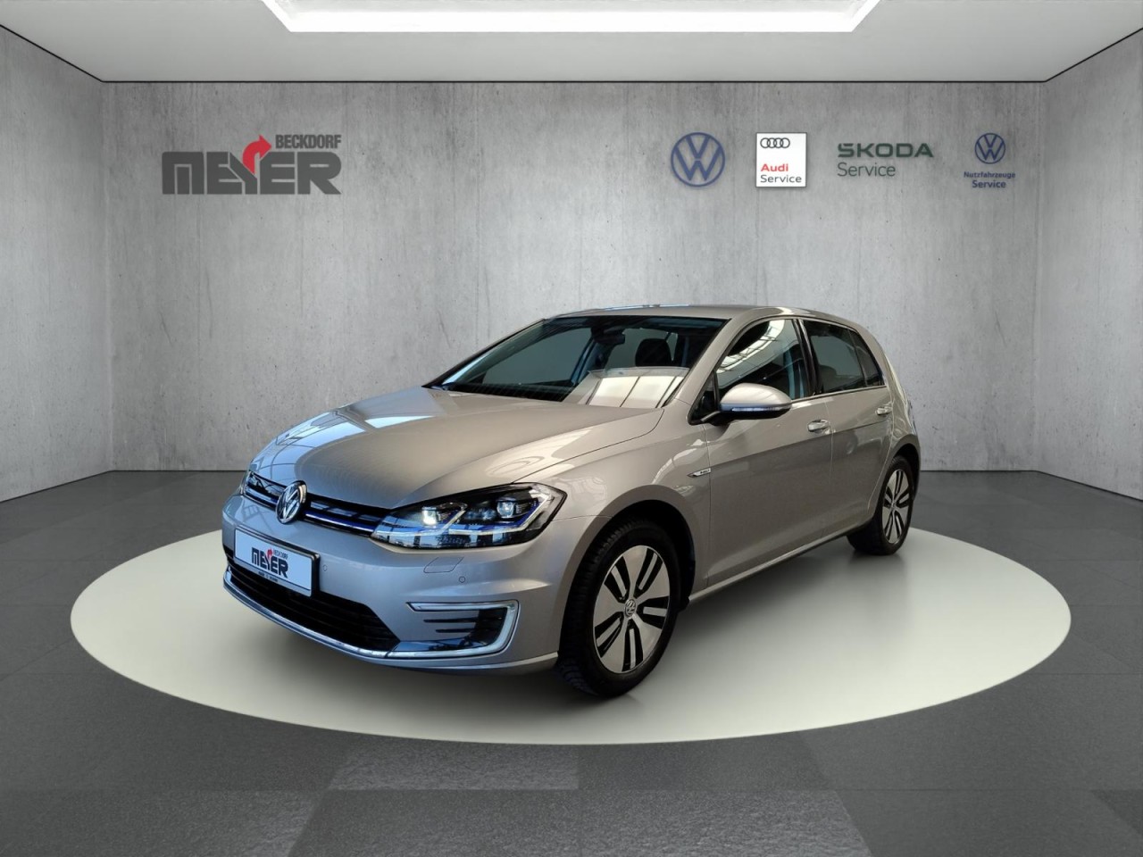 Golf e-Golf Golf e-Golf Klima Navi Einparkhilfe