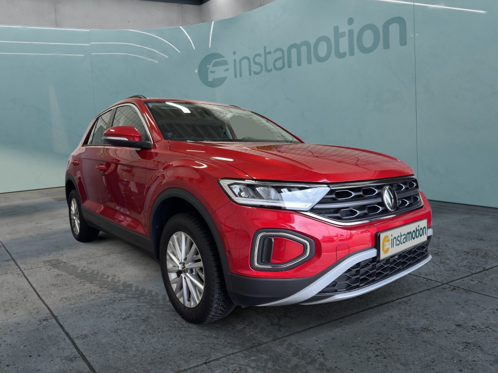 Volkswagen T-Roc 1.5 TSI Life | | | |