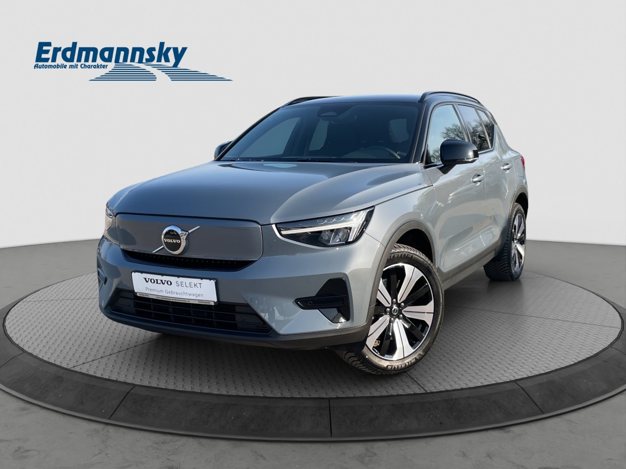 XC40 Pure Electric Core Recharge AHK/19 Zoll/LHZ