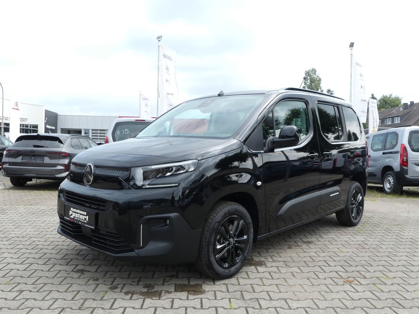 Berlingo MPV BlueHDi 130 S&S EAT8 M PLUS