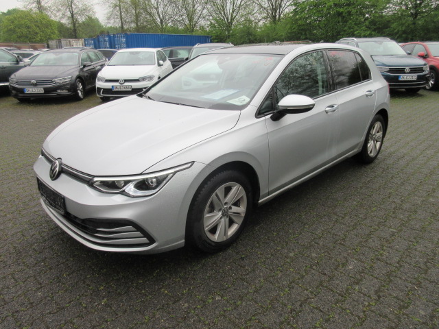 Volkswagen Golf 1.5 Life eTSI