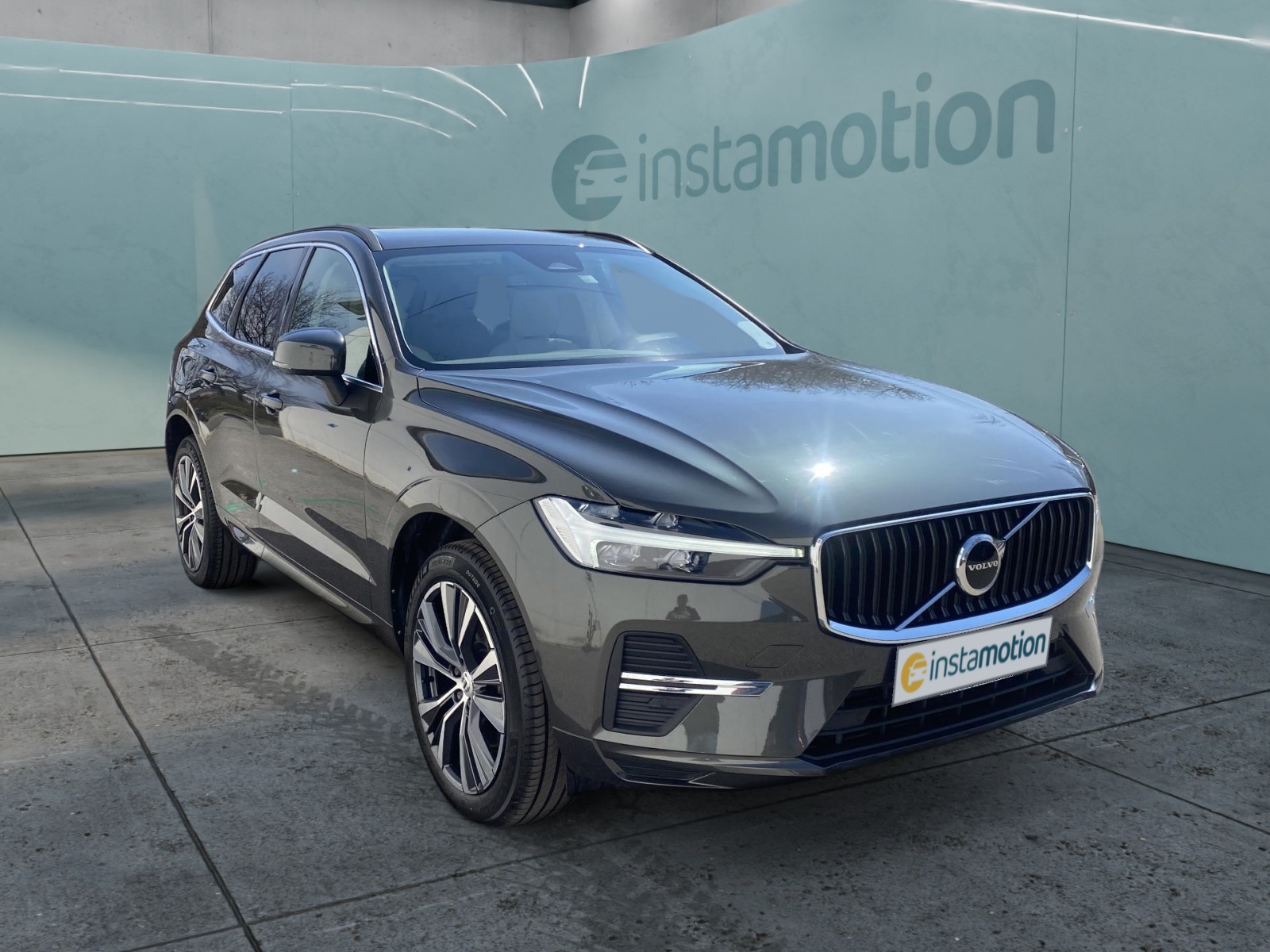 XC 60 Momentum Pro 2WD Bluetooth Navi LED Klima