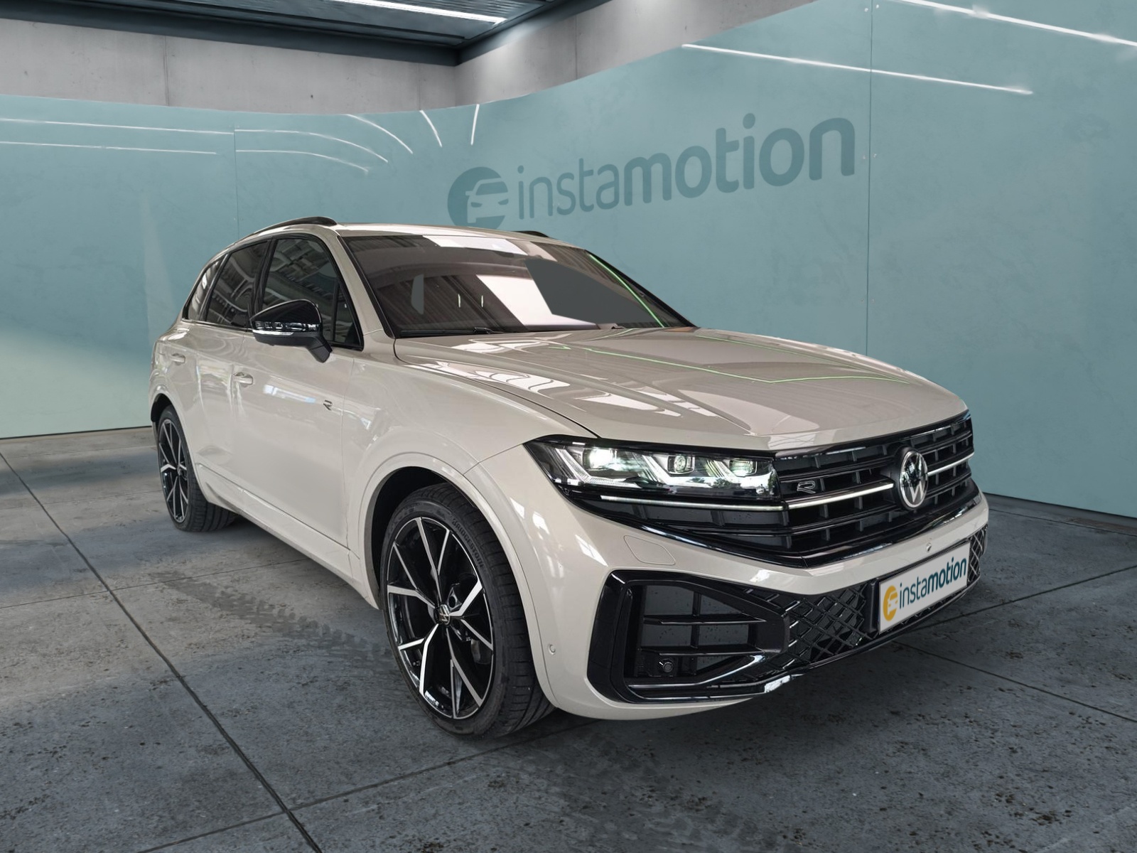 TOUAREG 3.0 TDI R-LINE 286 PS +HEADUP+LEDER+AHK+AREAVIEW+