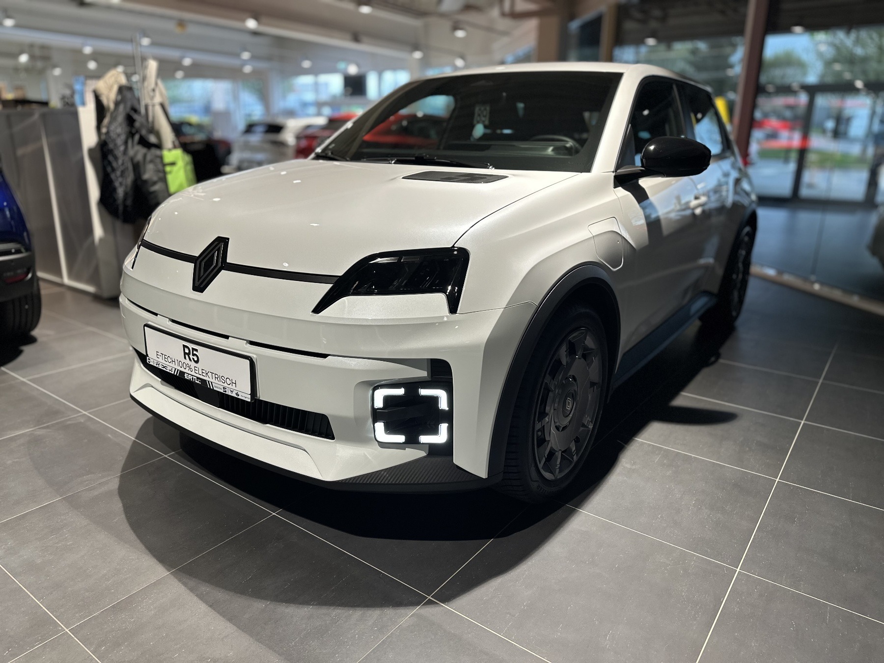 R 5 E-Tech elektrisch Evolution 120 Urban Range