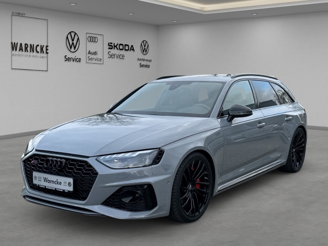 RS4 Avant 2.9 TFSI quattro RS-Pakete+Keramik+Matrix+B&O+HuD+ACC+Leder