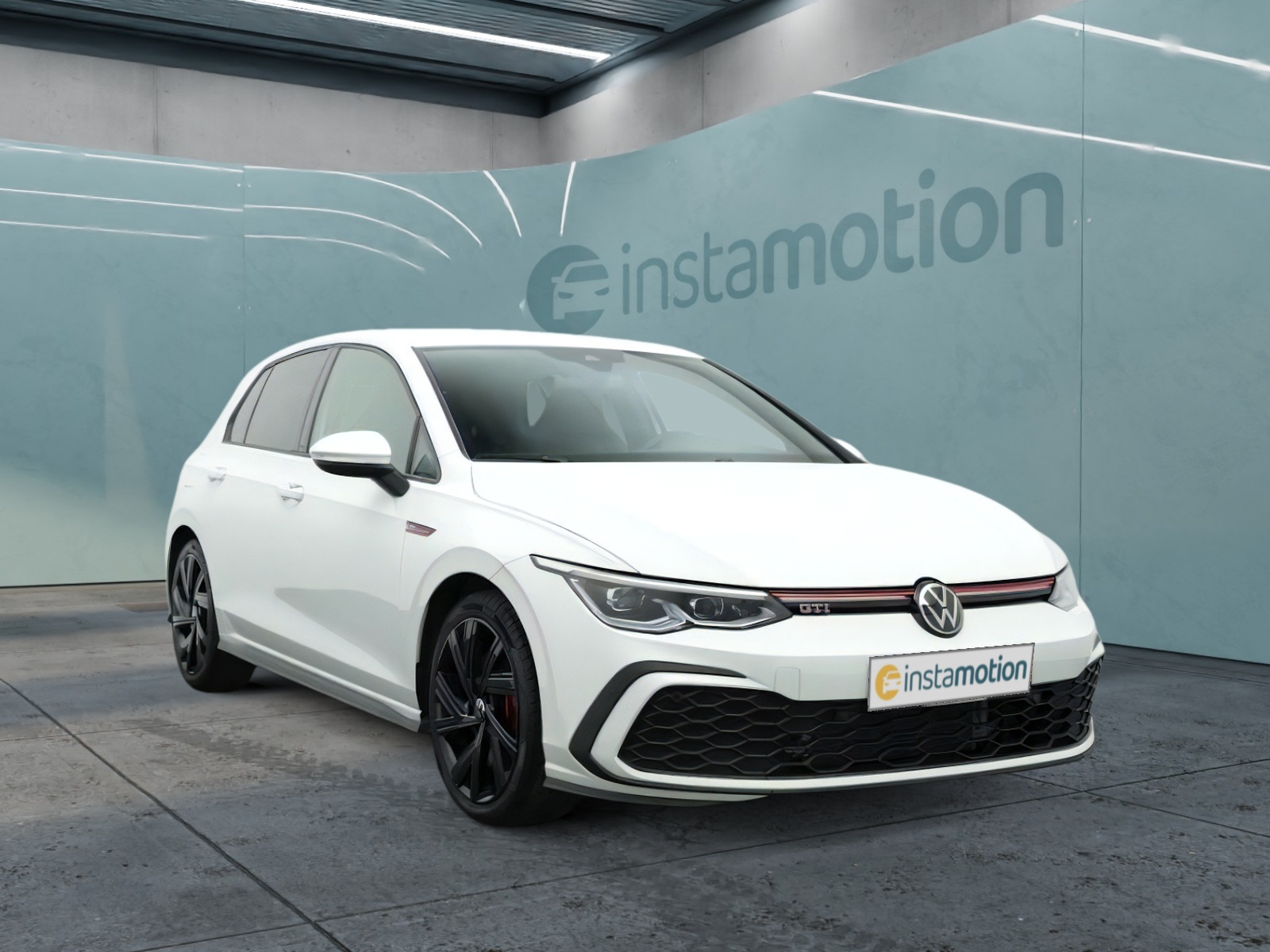 Golf GTI 8 2.0 TSI DSG LED ACC SPORTSITZ