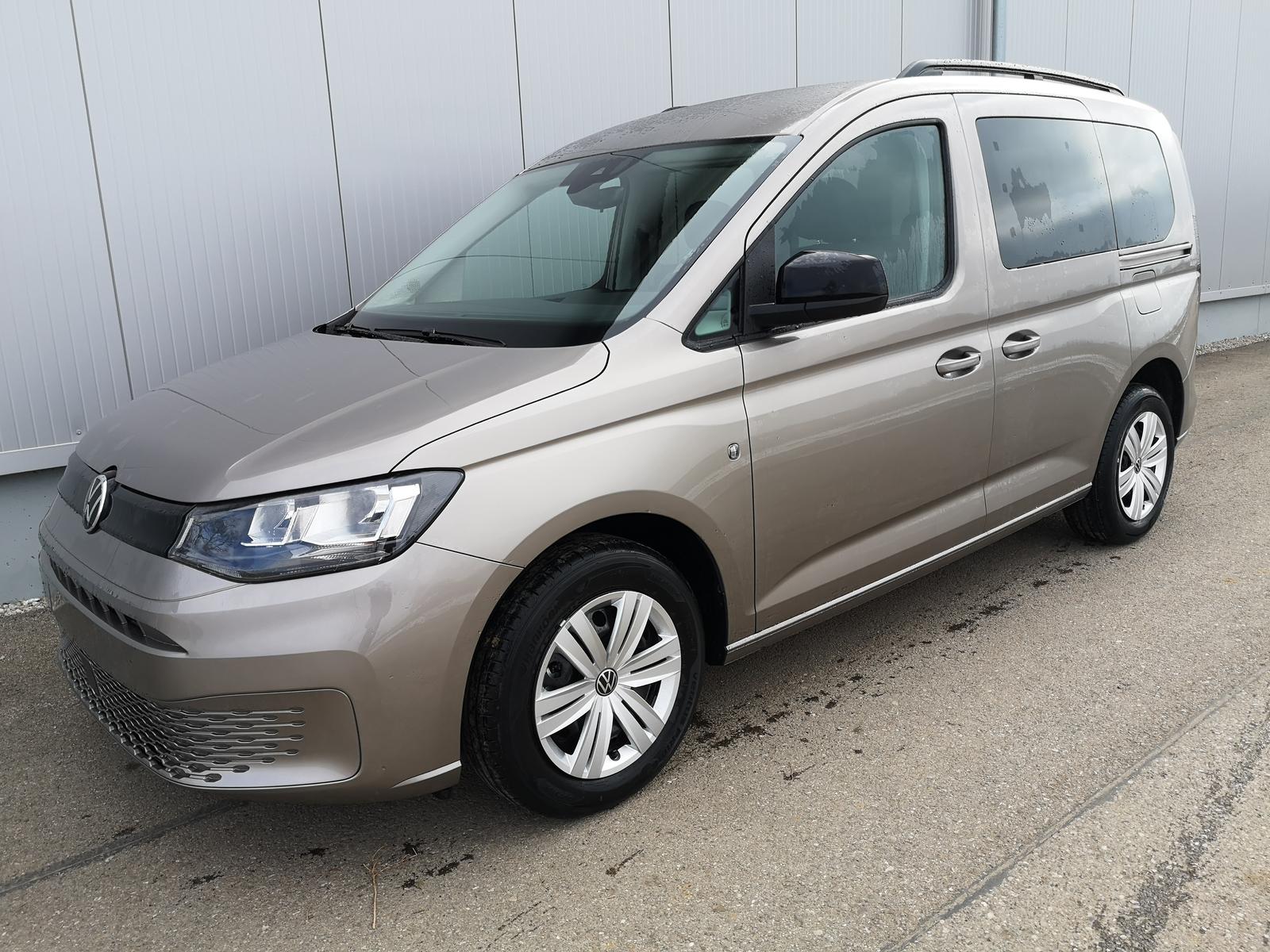 Caddy Family 2.0 TDI DSG APP PDC Kamera Dachr. AHK