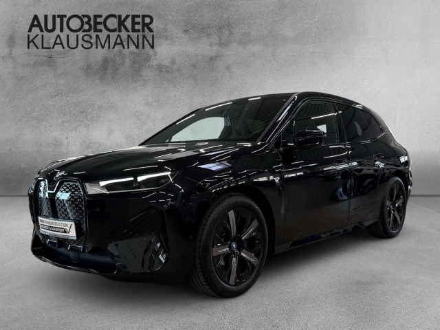 iX 40 xDrive SPORTPAKET 21