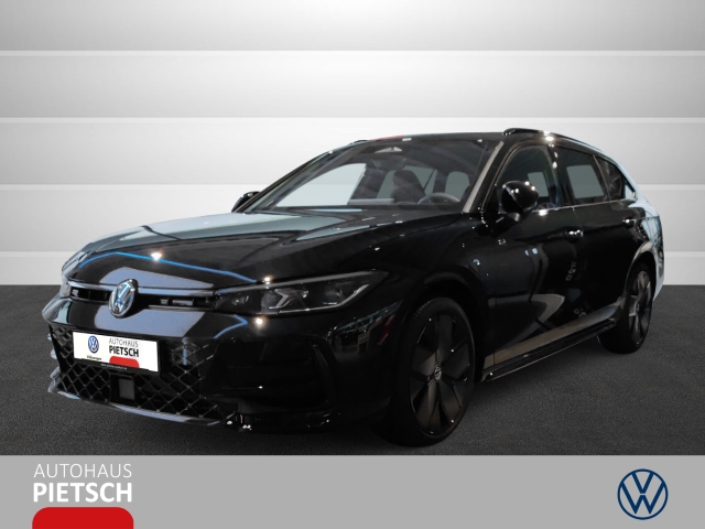 Passat Variant 1.5 TSI eHybrid R-Line Pano AHK Harman