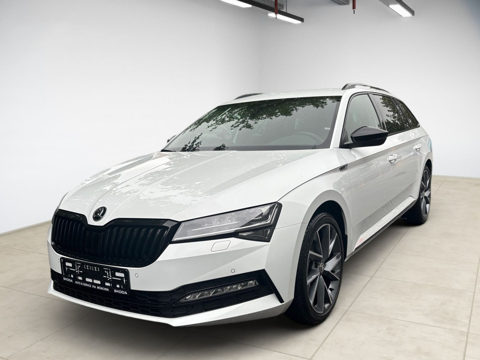 Skoda Superb 2.0 TSI Combi Sportline ||