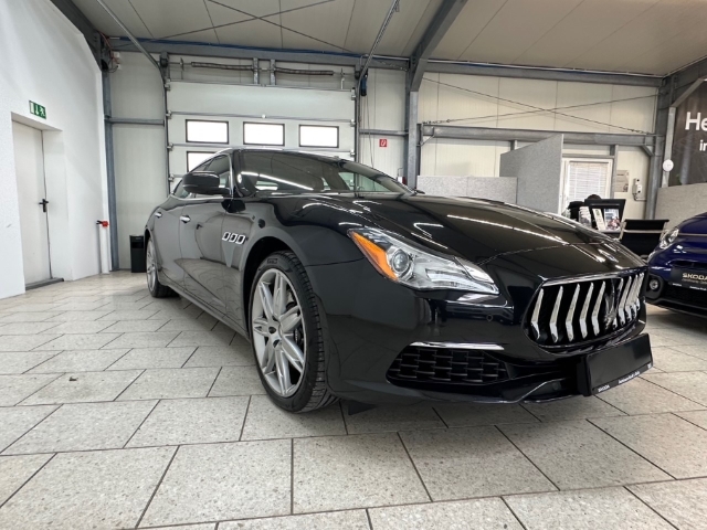Quattroporte S Q4 3.0 V6 Navi ACC SHZ Schiebedach