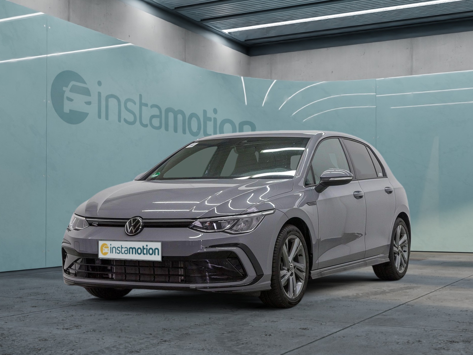 Volkswagen Golf 1.5 eTSI R-LINE HARMANN KARDON