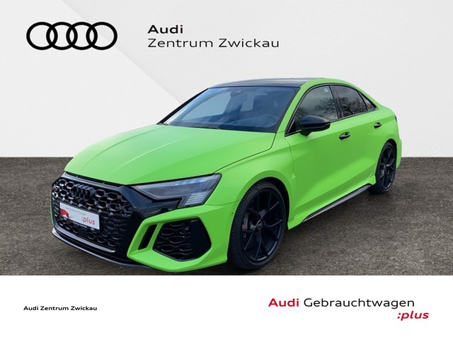 Audi RS3 2.5 TFSI quattro Limousine foliert