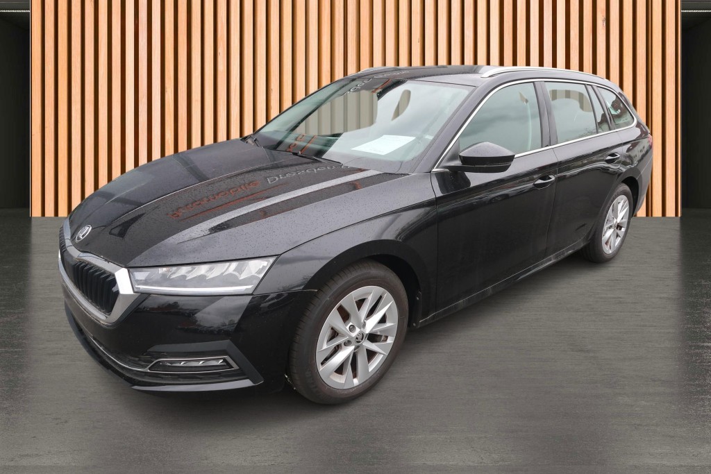 Octavia Combi 1.5 eTSI DSG Style*Navi*ACC*LED*