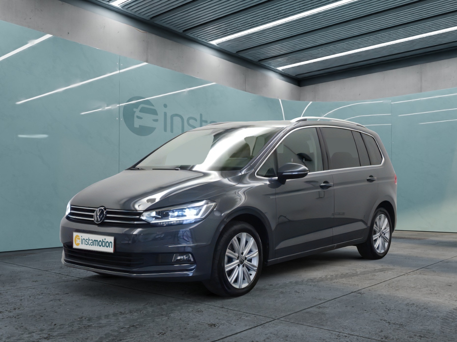 Volkswagen Touran 1.5 TSI Highline 17