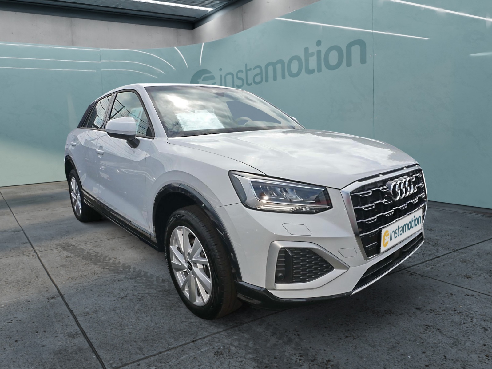 Q2 Advanced 30 TFSI PDC hi. Tempomat Navi SHZ 