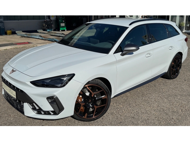 Leon Sportstourer VZ Extreme 2.0 TSI DSG 4Drive