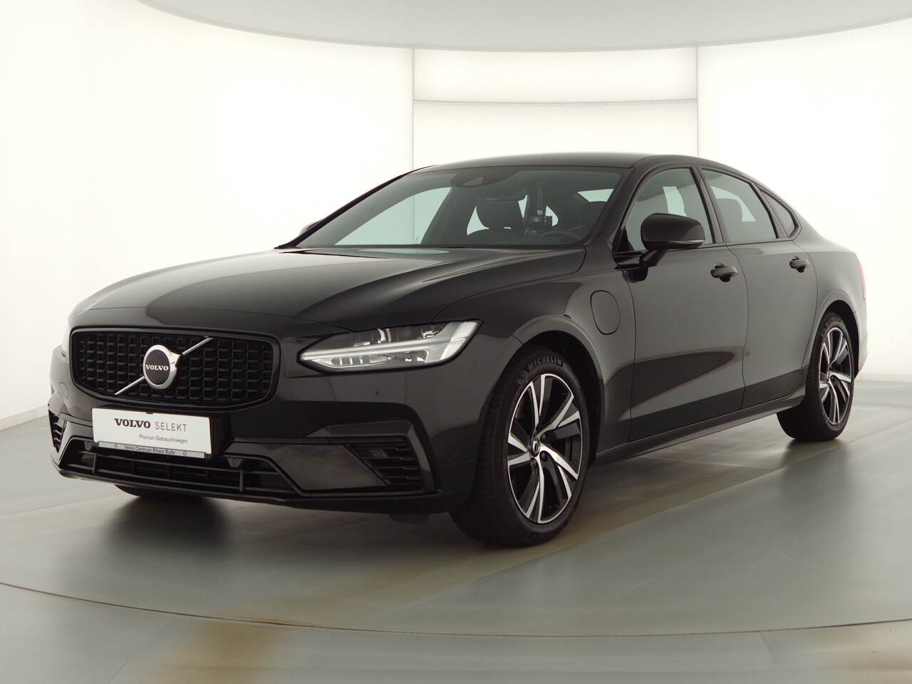 Volvo S90 Recharge T8 R-Design AWD