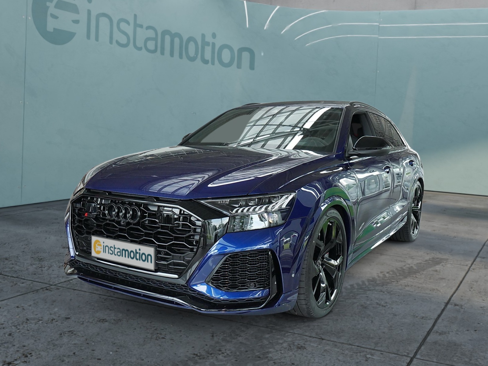 Audi RSQ8