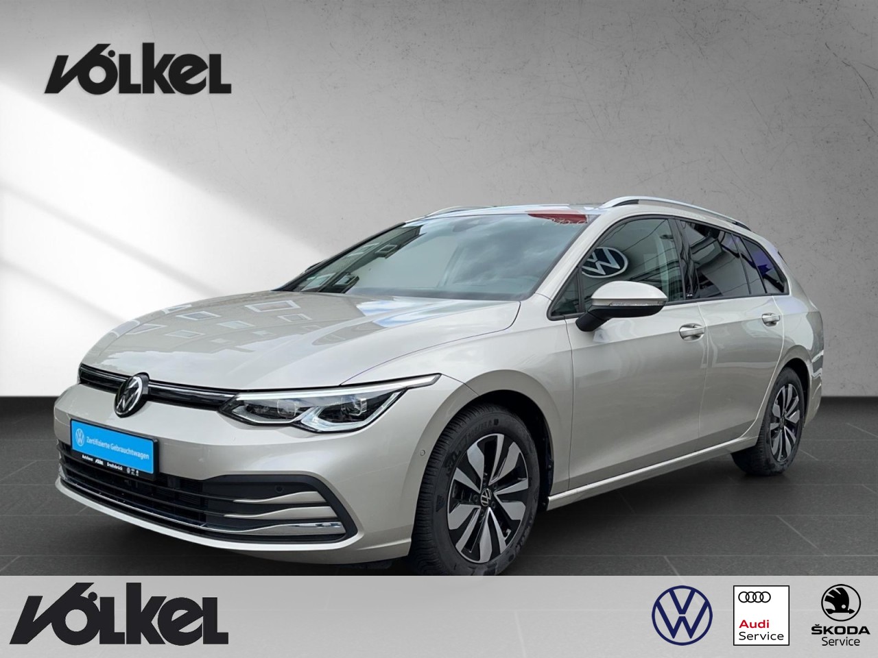 Golf VIII Variant Move 1.5 eTSI DSG-AHK-NAVI-RFK