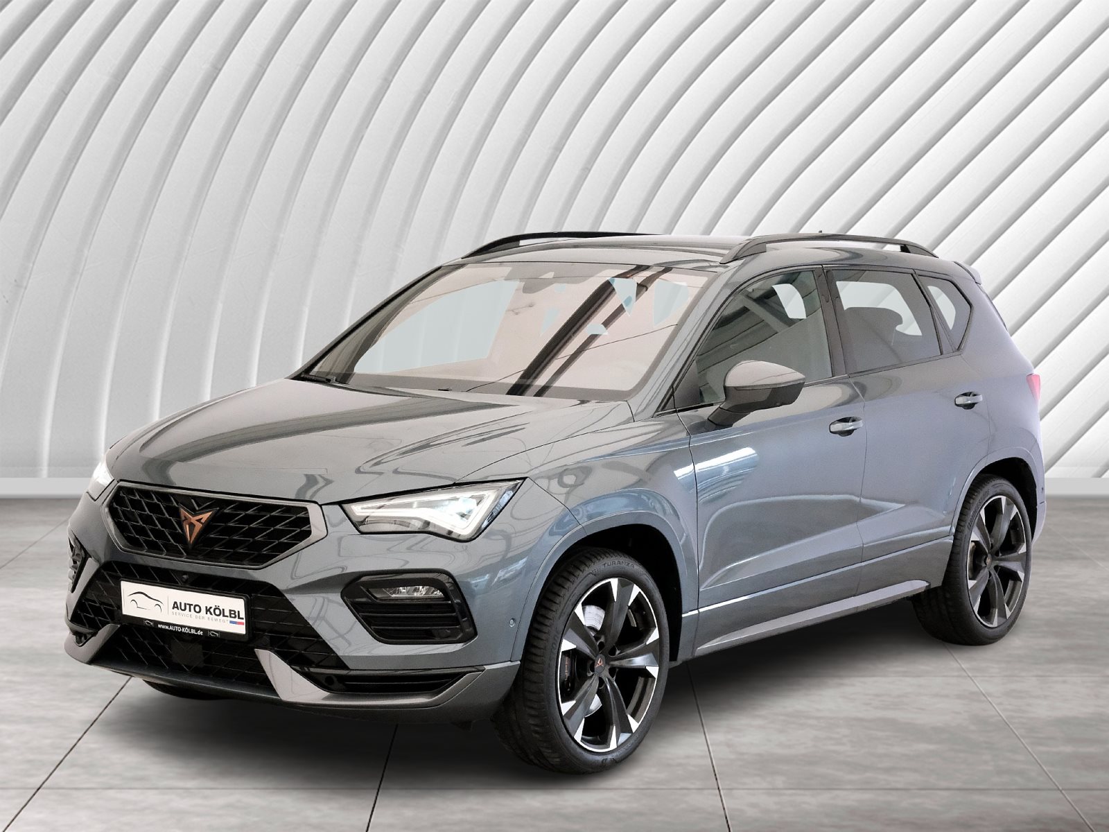 Ateca Basis 4Drive ACC 360°KAM RFK NAVI LED DAB
