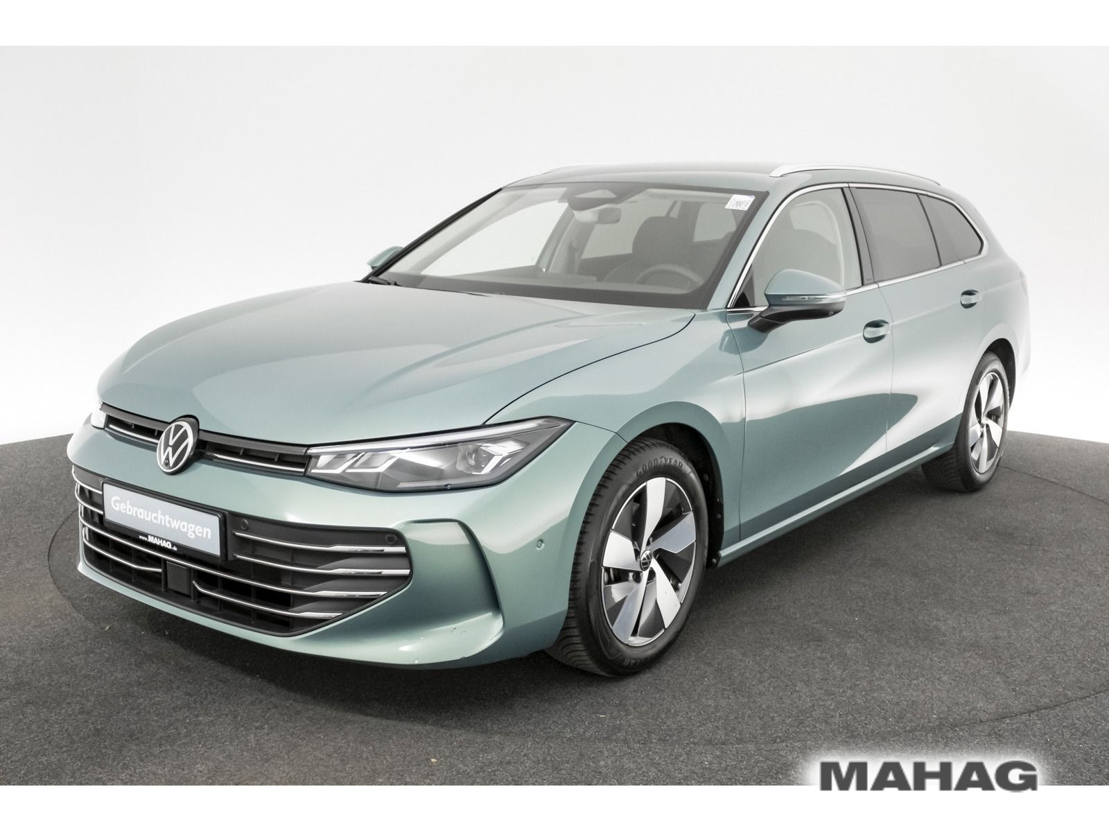 Volkswagen Passat Variant 1.5 eTSI BUSINESS NEWMODEL