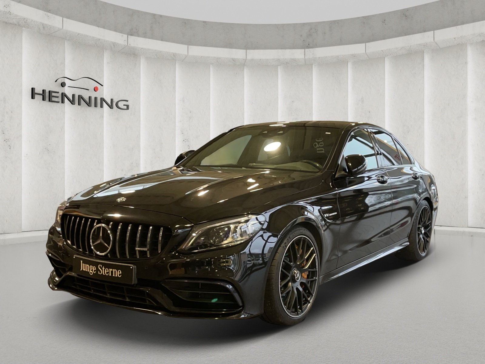 Mercedes-Benz C 63 AMG Mercedes S Drivers Package