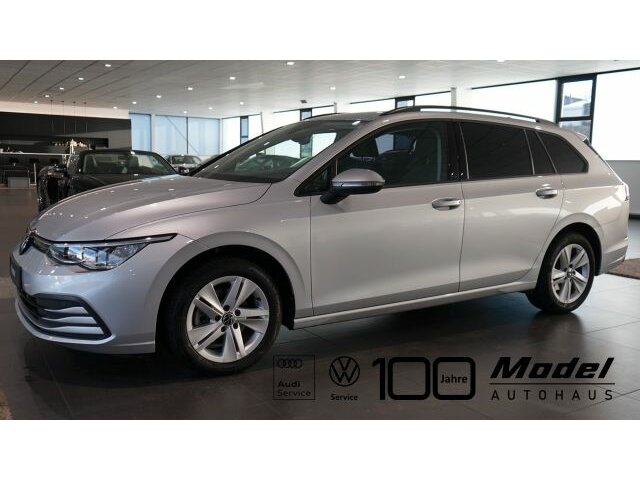 Volkswagen Golf Variant 1.0 eTSI Life | |