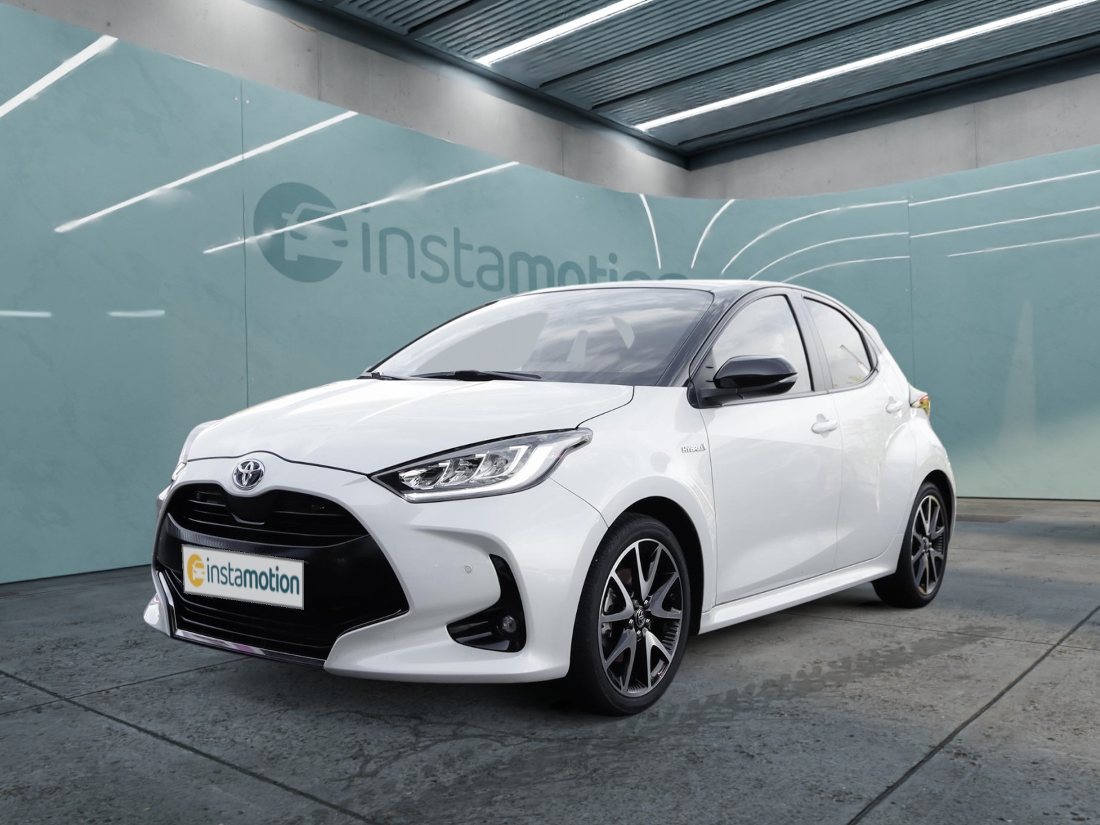 Yaris Style Hybrid Kamera*Klima*LED*JBL*Panorama