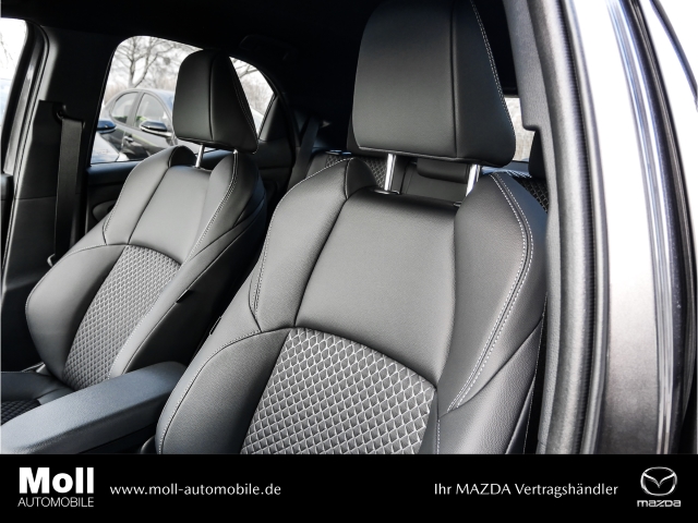 2 Hybrid 2024 Homura 1.5L VVT-i 116 PS e-CVT FWD LEDER