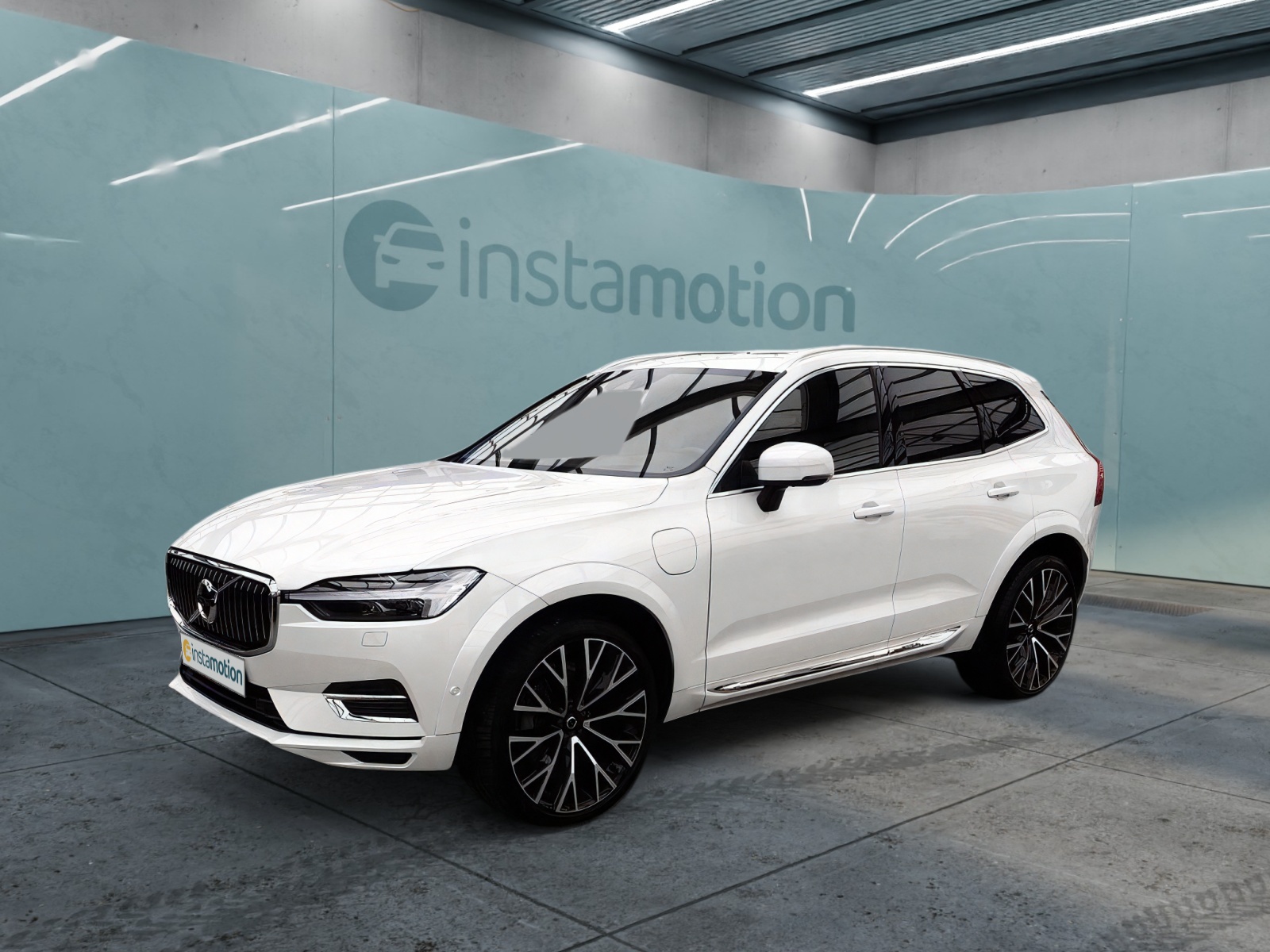 Volvo XC60 T6 AWD RECHARGE PLUG-IN-HYBRID