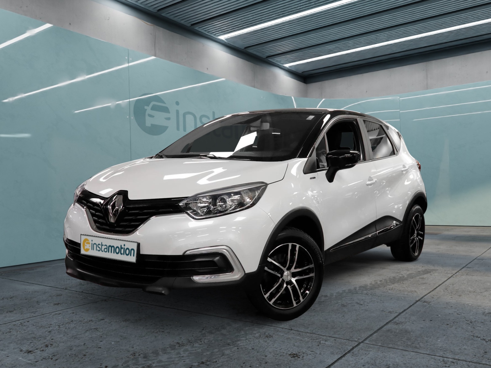 Renault Captur LIMITED DELUXE TCe 130