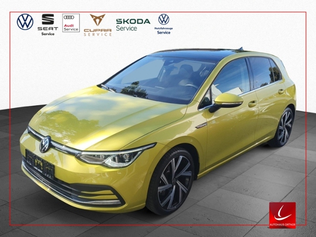 Golf VIII STYLE 1,5 eTSI PANO STHG HARMAN KARDON