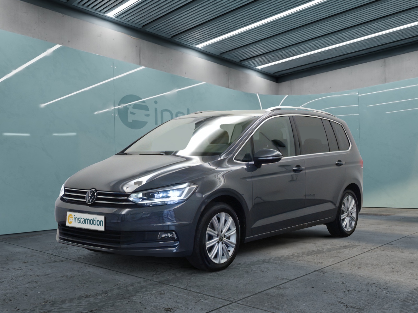 Volkswagen Touran 1.5 TSI Highline 17