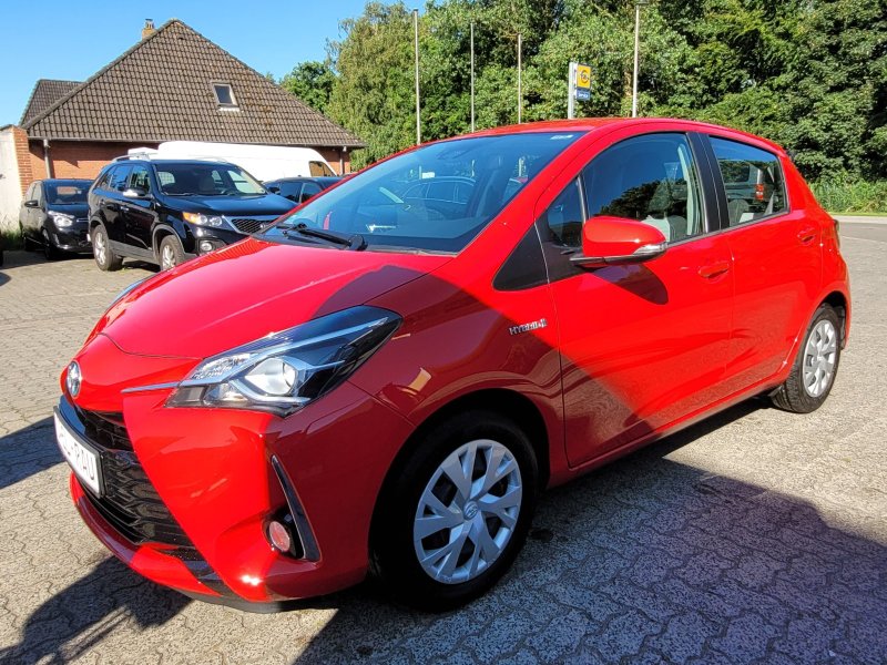 Yaris 1.5 Dual-VVT-i (Hybrid)Autom./Rückfahrkamera/Navigation/