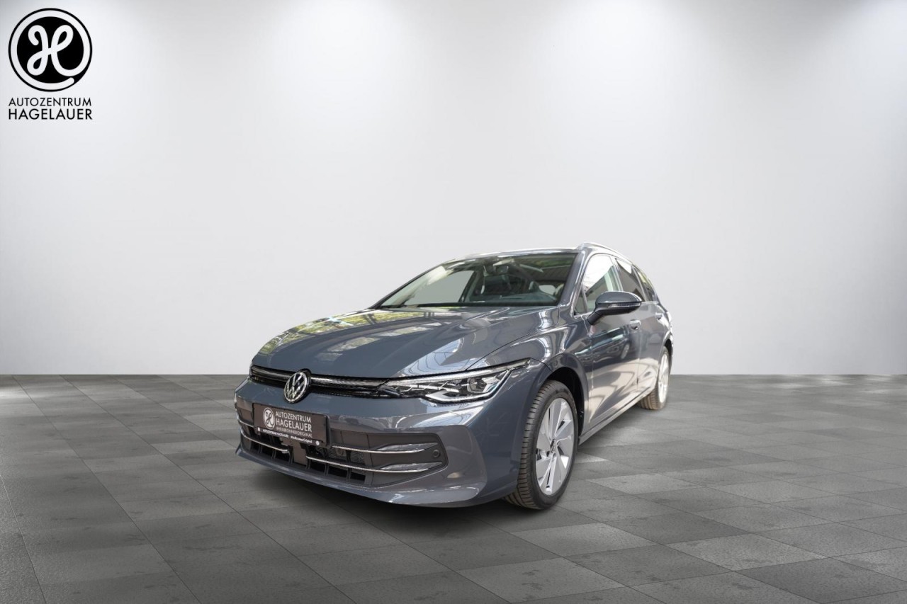 Golf VIII Variant 1.5 eTSI DSG Style Pano RFK AHK