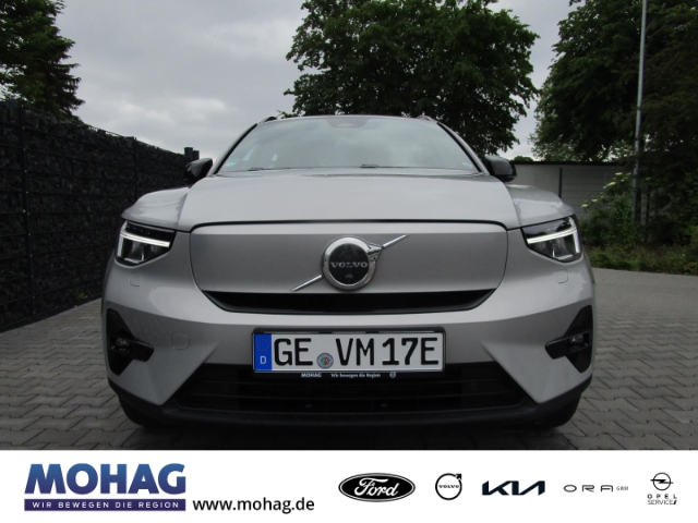 Volvo XC40 Pure Electric P8 Recharge Ultimate El Panodach digitales Sitze