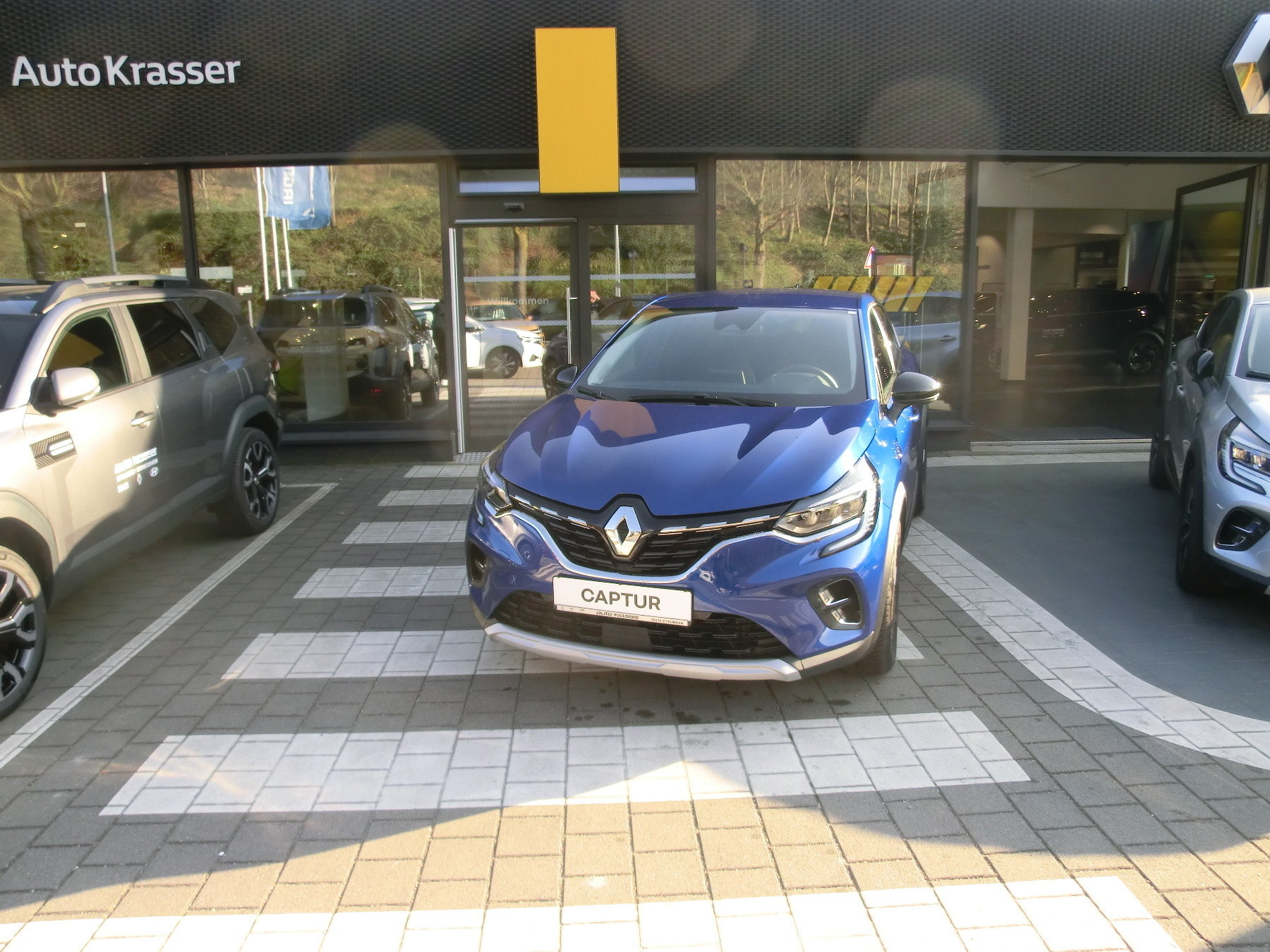 Renault Captur PH1 Techno E-Tech Full