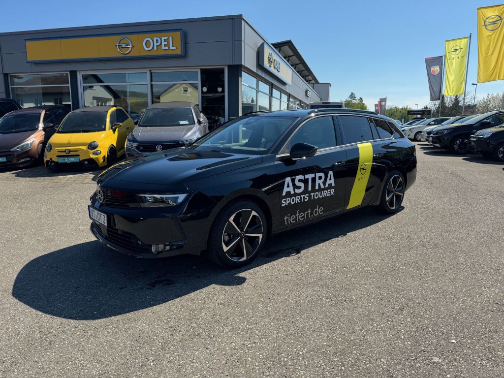 Opel Astra 1.2 Sports Tourer Turbo Automatik Business Elegance (L)
