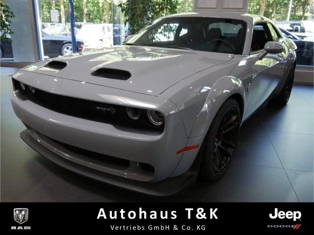 Dodge Challenger 6.2 L Hellcat Widebody Supercharged V8 MY22