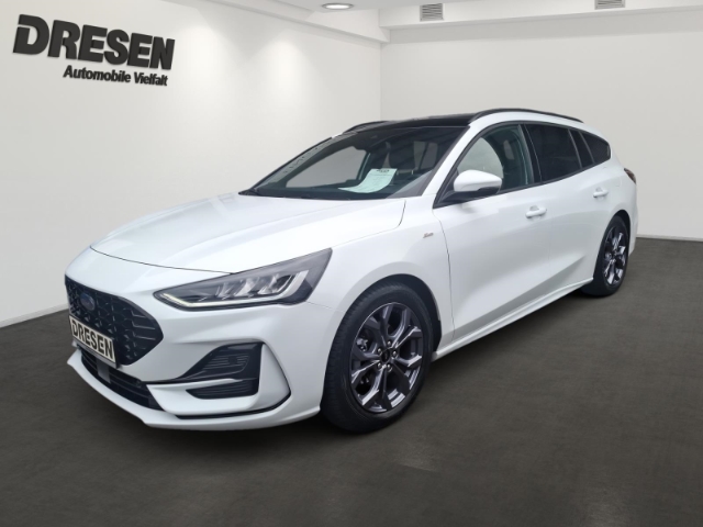 Focus Turnier ST-Line X+Frontscheibenheizung+Navi+Kamera+Sitzheizung