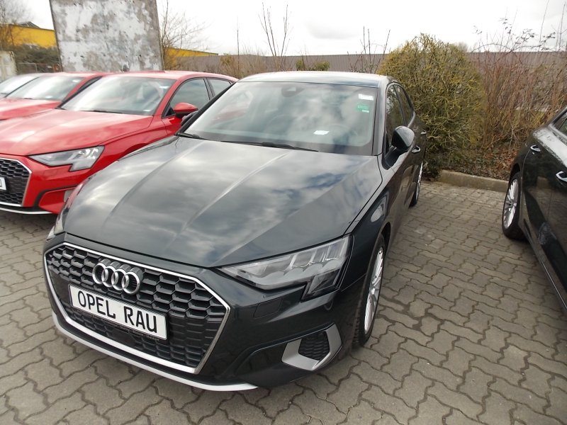 A3 30 TFSI Sportback S tronic advanced