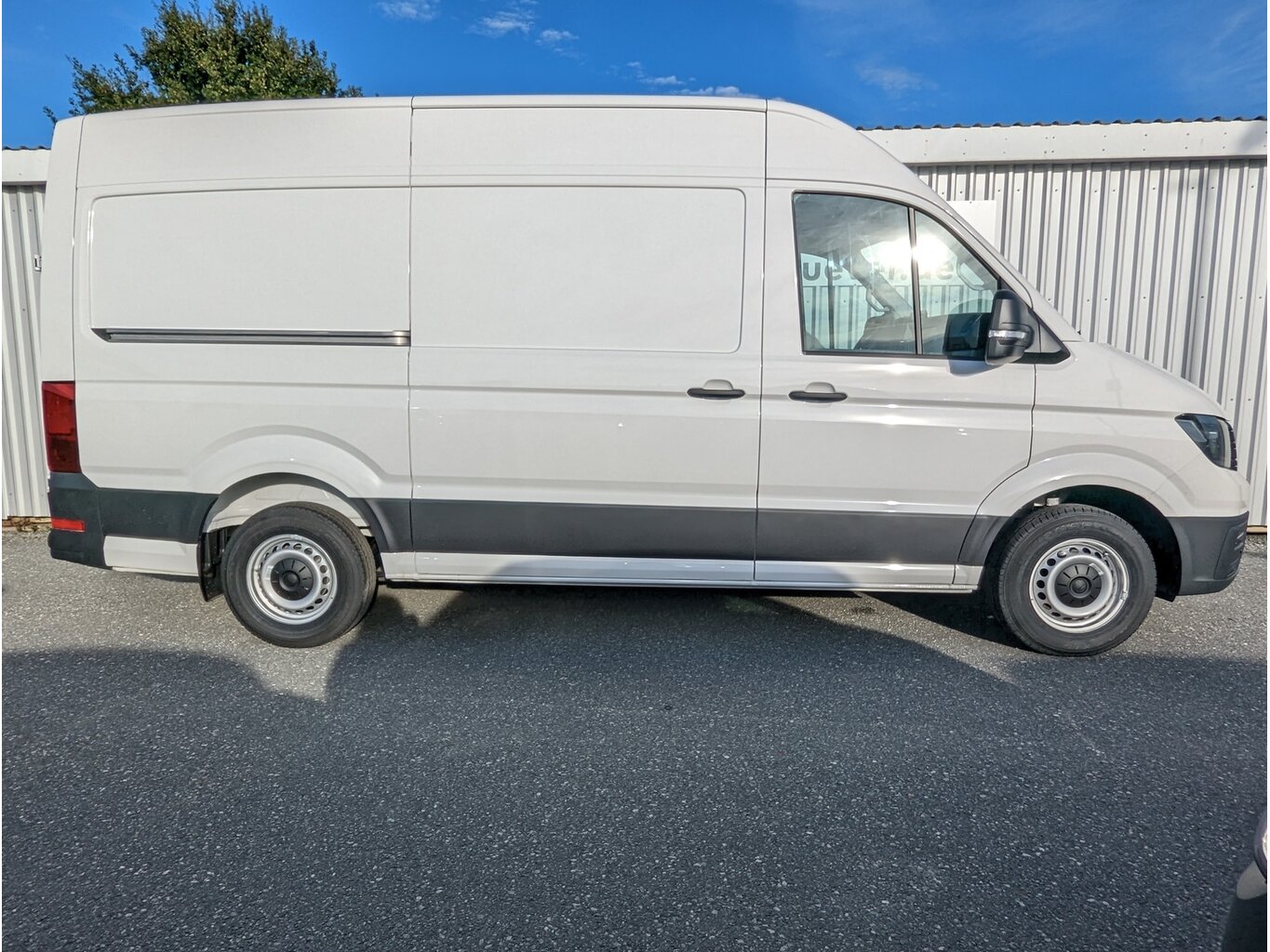 Crafter 35 Kasten MR 2,0 TDI GRA+Klima+AHK
